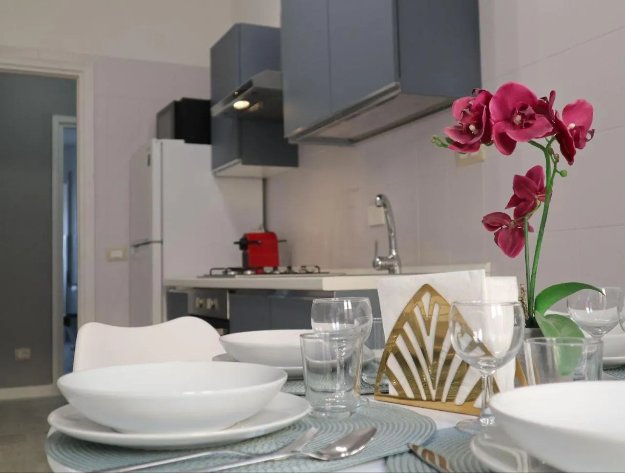 Sara'S Home - Modern Apartment Near Metro, Perfect For Families And Groups In Rzym