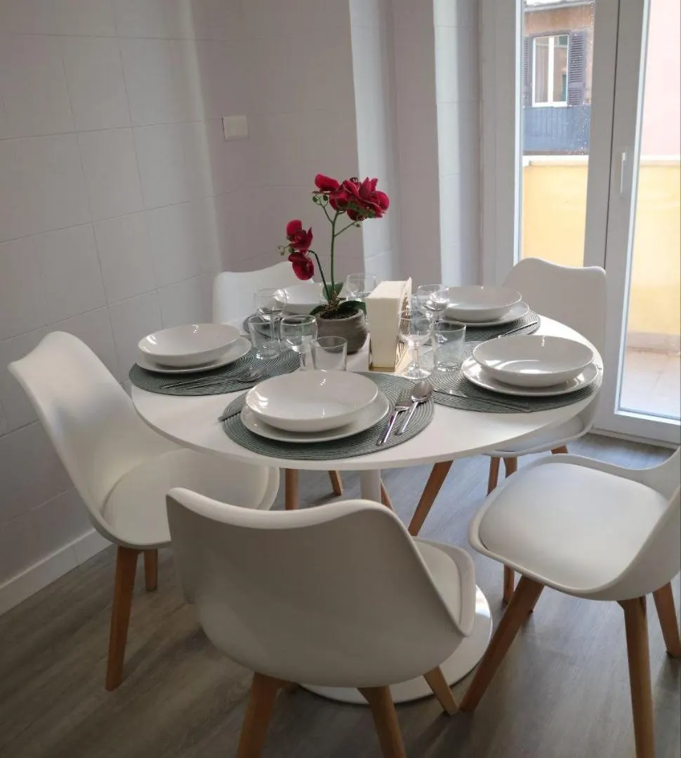 Sara'S Home - Modern Apartment Near Metro, Perfect For Families And Groups In Rzym 0*,  Włochy