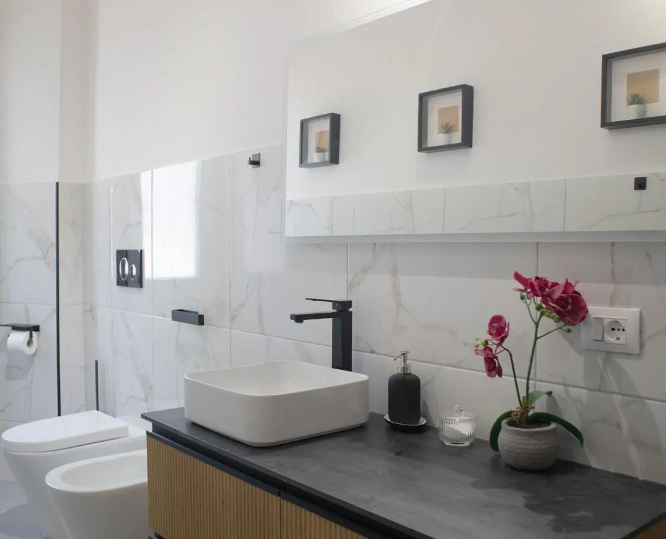 Sara'S Home - Modern Apartment Near Metro, Perfect For Families And Groups In Rzym
